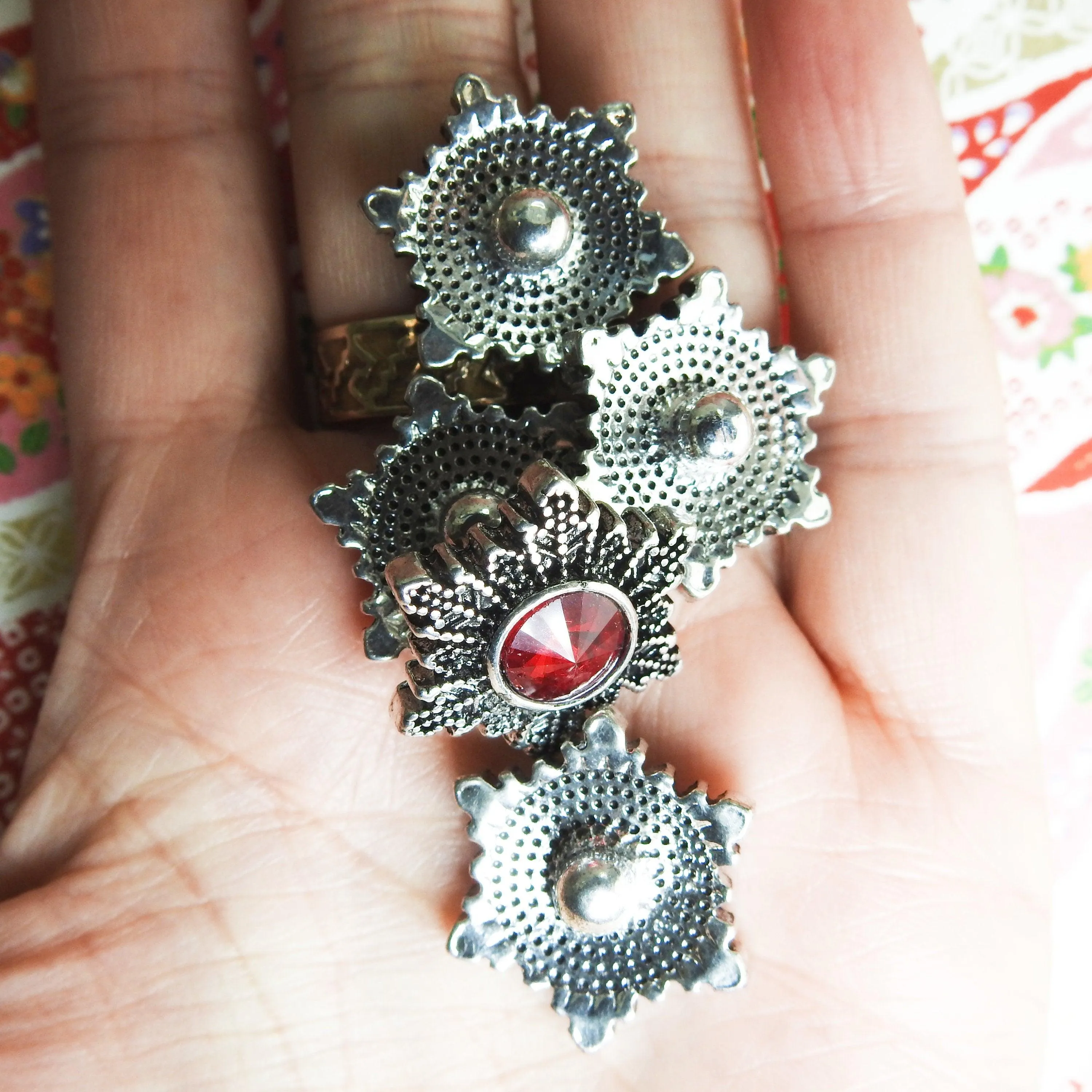 Red snowflake snap buttons