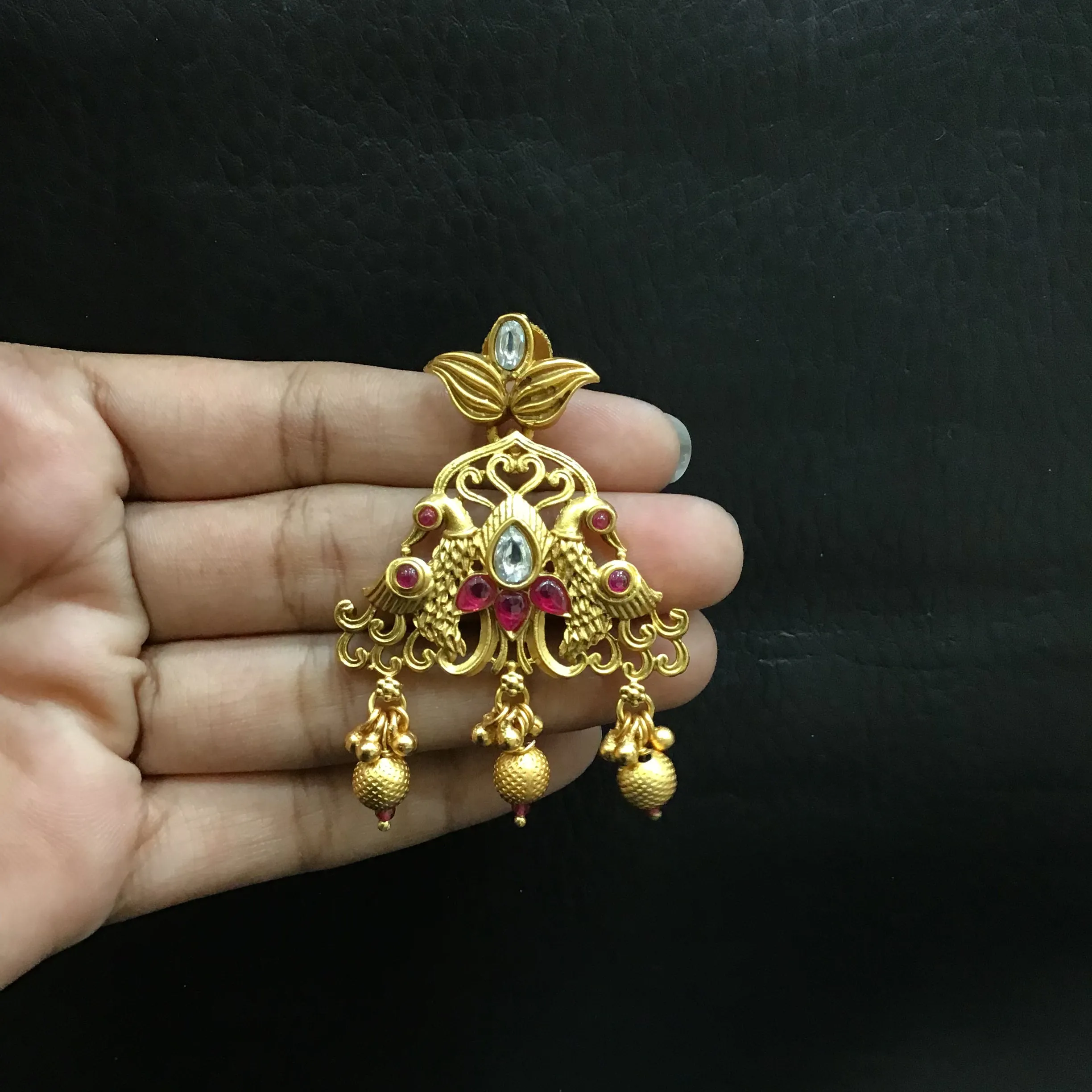 Ruby Color Antique Gold Plated Necklace Set 16678-3825